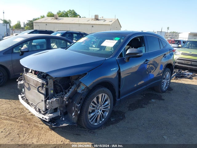 Toyota Venza Limited 2021 JTEAAAAH1MJ037582 Image 2