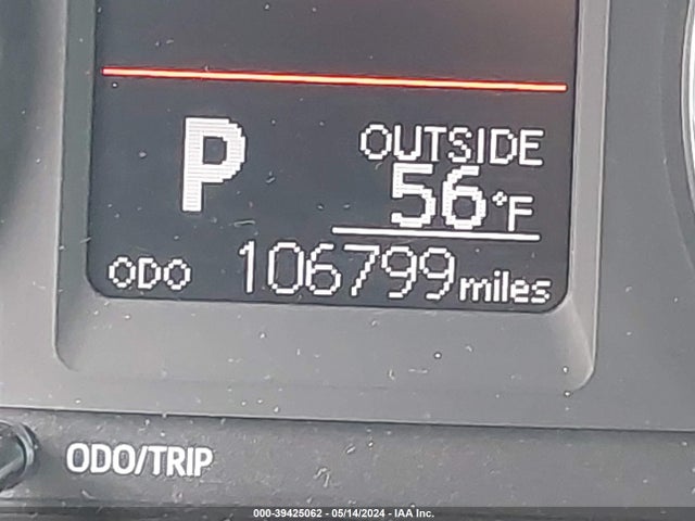Toyota COROLLA LE 2018 5YFBURHE9JP816388 Image 15