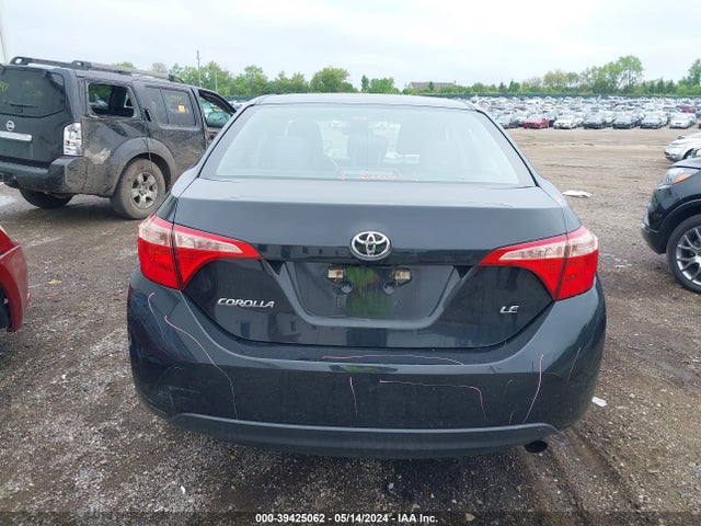 Toyota COROLLA LE 2018 5YFBURHE9JP816388 Image 16