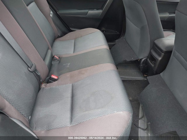 Toyota COROLLA LE 2018 5YFBURHE9JP816388 Image 8