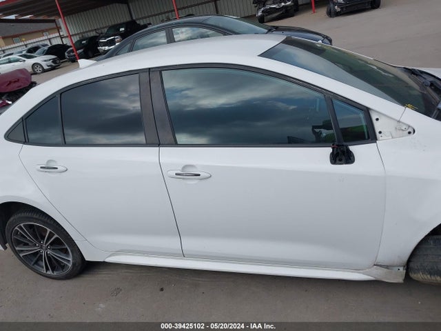 2020 TOYOTA COROLLA LE VIN: 5YFEPRAE0LP037012