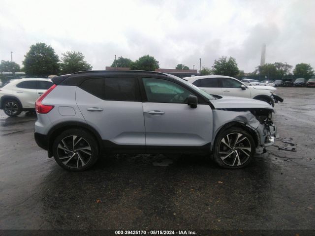 YV4162UM7M2468178 Volvo Xc40 T5 R-design
