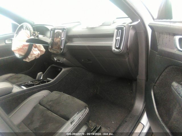 YV4162UM7M2468178 Volvo Xc40 T5 R-design