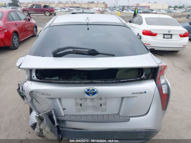 JTDKARFU2G3514705 Toyota Prius Three