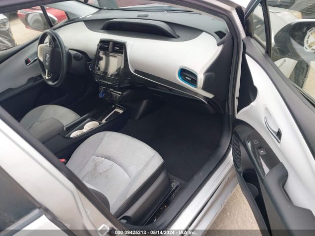 JTDKARFU2G3514705 Toyota Prius Three