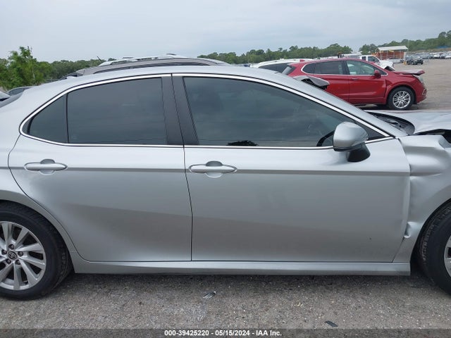 Toyota CAMRY LE 2021 4T1C11AK1MU482925 Image 13