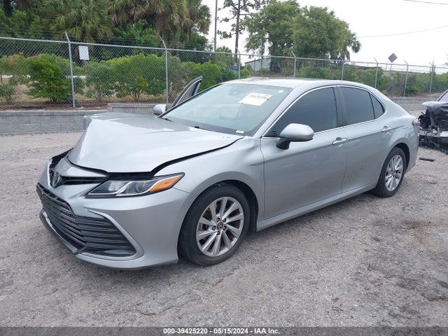 Toyota CAMRY LE 2021 4T1C11AK1MU482925 Image 2