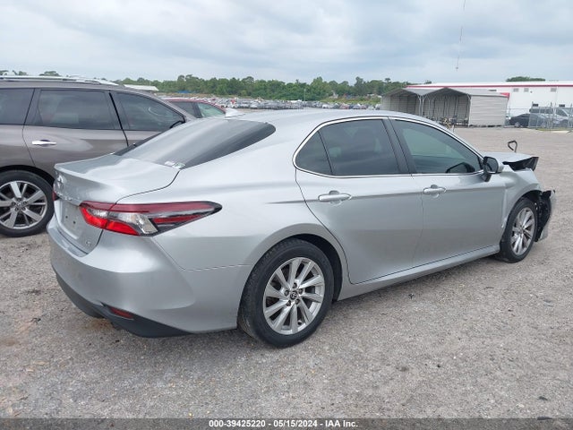 Toyota CAMRY LE 2021 4T1C11AK1MU482925 Image 4