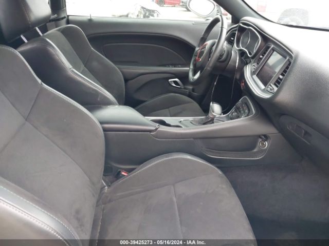 2C3CDZBT8JH132549 Dodge Challenger R/t Plus