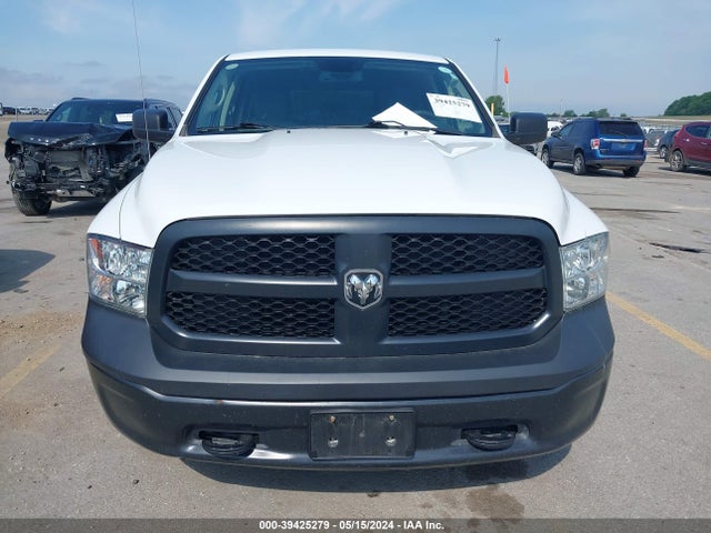 1C6RR7FG5KS626314 RAM 1500 Classic Tradesman Quad Cab 4x4 6'4 Box