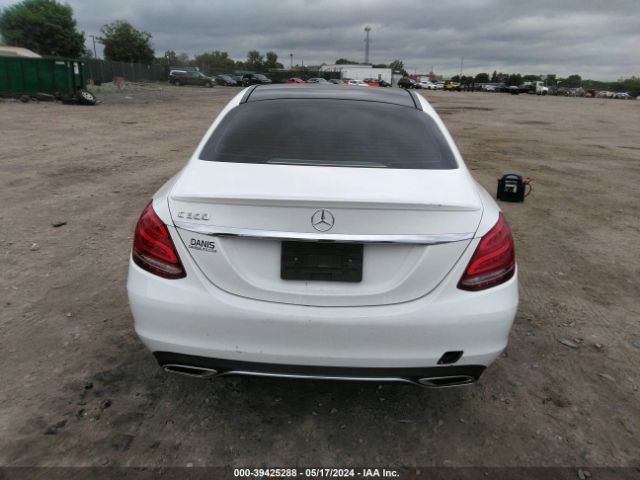55SWF4JB9GU150392 Mercedes-Benz C 300 Luxury/sport