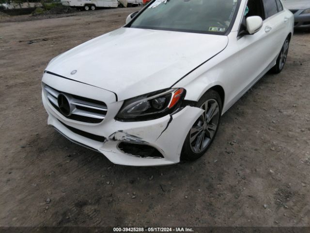 55SWF4JB9GU150392 Mercedes-Benz C 300 Luxury/sport