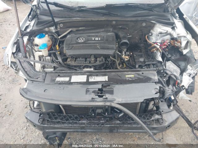 1VWAT7A39HC067121 Volkswagen Passat 1.8t S