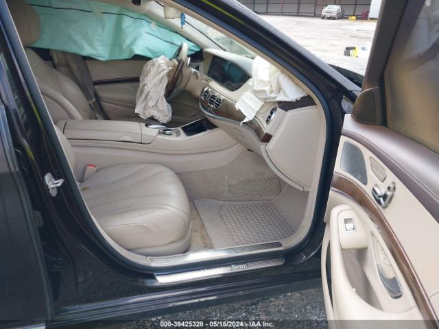 WDDUG8CB2FA129584 Mercedes-Benz S 550