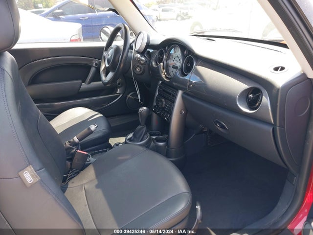 2005 MINI COOPER WMWRC33495TJ66521 Photo 4