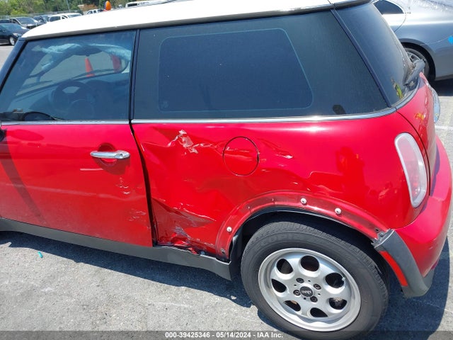 2005 MINI COOPER WMWRC33495TJ66521 Photo 5