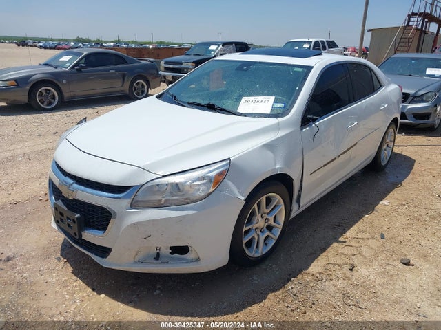 Chevrolet MALIBU 1LT 2015 1G11C5SL4FF345580 Image 2