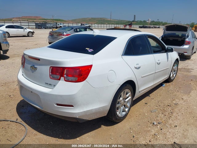 Chevrolet MALIBU 1LT 2015 1G11C5SL4FF345580 Image 4
