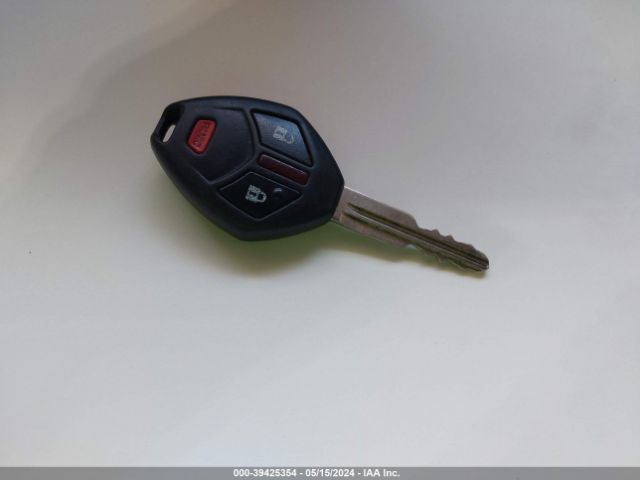 JA4AD2A36GZ003742 Mitsubishi Outlander Es