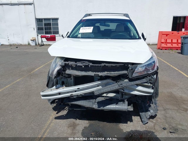 Subaru Outback 2.5i Premium 2017 4S4BSACC8H3309669 Image 12