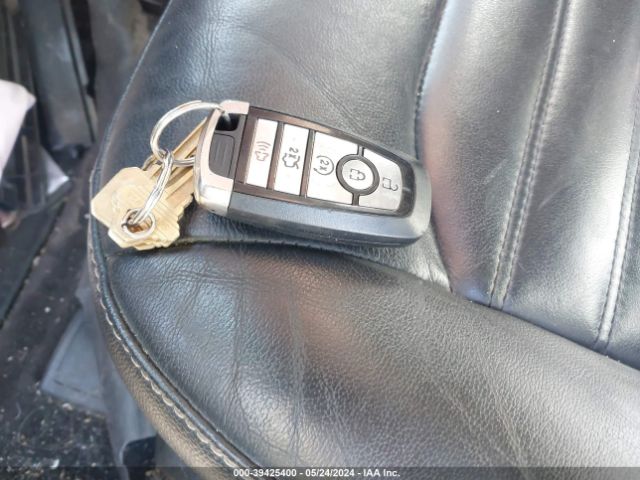 2017 FORD FUSION ENERGI 3FA6P0PU1HR106635 Photo 10