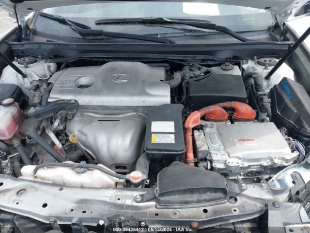 JTHBW1GG6G2111116 Lexus ES 300H