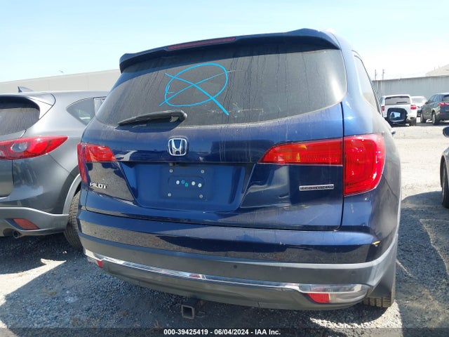 Honda Pilot Touring 2016 5FNYF5H99GB045306 Image 17
