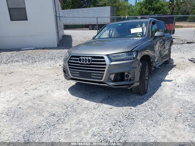 WA1LAAF73JD011678 Audi Q7 3.0t Premium
