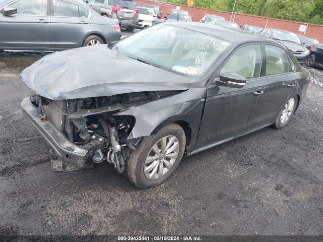 1VWAT7A38FC063526 Volkswagen Passat 1.8t Wolfsburg Edition