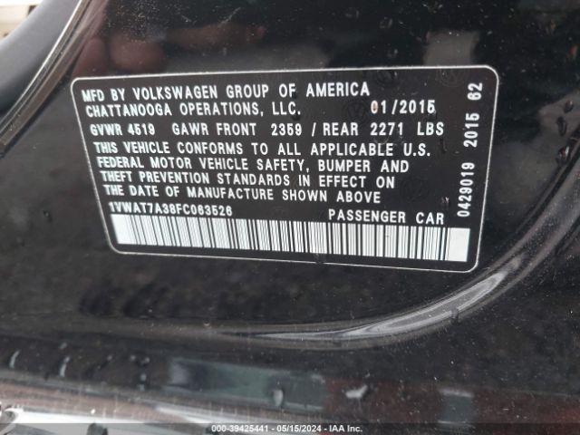 1VWAT7A38FC063526 Volkswagen Passat 1.8t Wolfsburg Edition