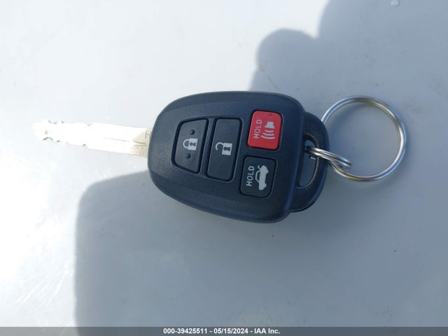 Toyota Corolla Se/xse 2018 5YFBURHEXJP836939 Image 11