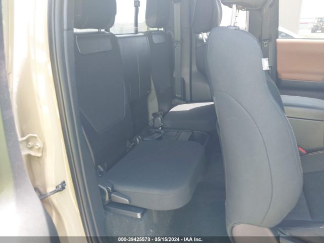 5TFSZ5AN0JX164105 Toyota Tacoma Sr5 V6