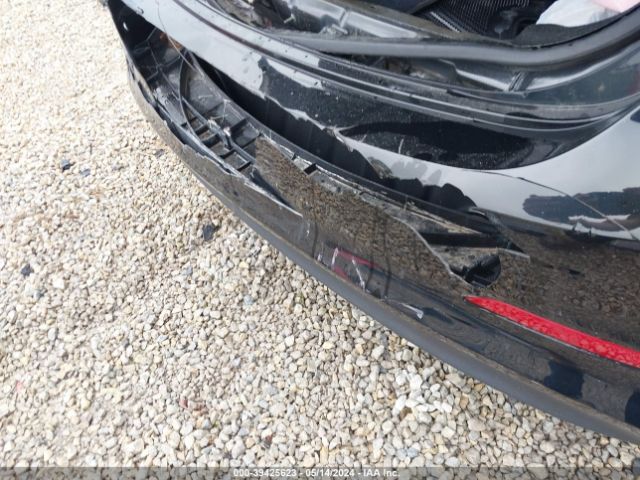 5NPD74LF0HH048827 Hyundai ELANTRA SE