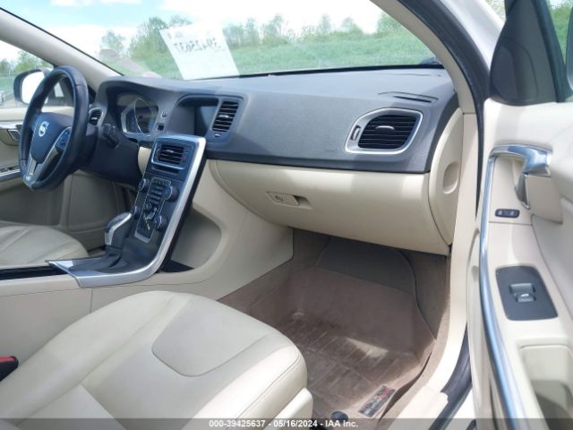 YV1612TB7F1308828 Volvo S60 T5 Premier