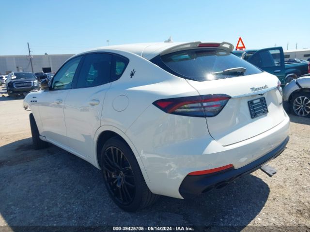 ZN661YUM0NX402942 Maserati Levante Modena