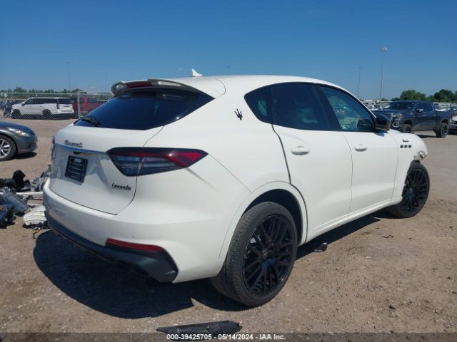 ZN661YUM0NX402942 Maserati Levante Modena