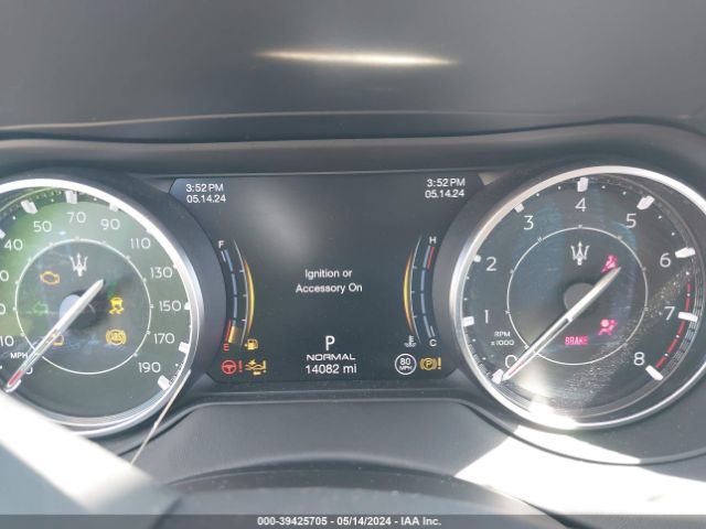 ZN661YUM0NX402942 Maserati Levante Modena