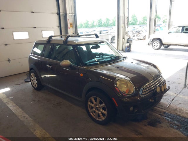 2009 MINI COOPER CLUBMAN WMWML33579TP97728 Photo 0