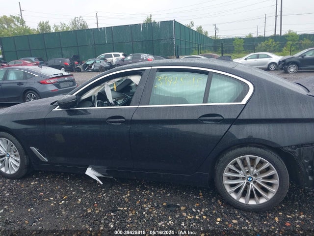 BMW 530i Xdrive 2021 WBA13BJ00MCF64953 Image 14
