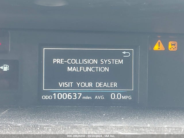 Toyota Prius V Five 2017 JTDZN3EU3HJ065680 Image 15