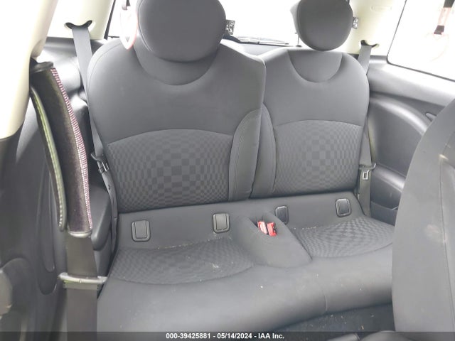 2012 MINI COOPER WMWSU3C58CT262922 Photo 7