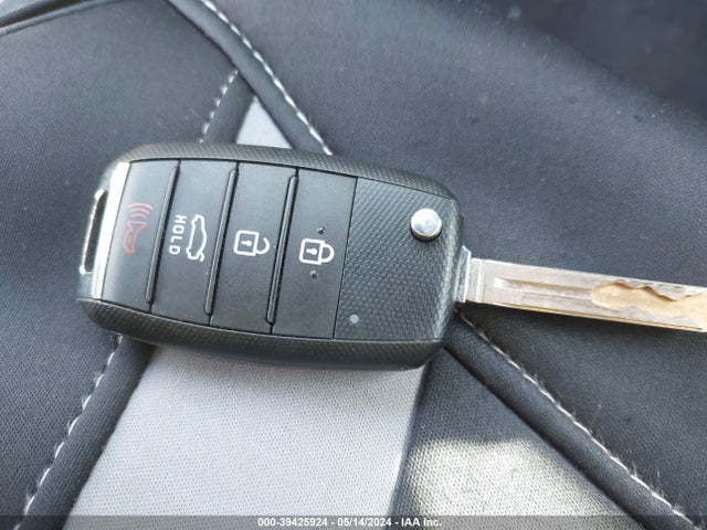 KIA Optima Lx 2015 5XXGM4A7XFG466578 Image 11