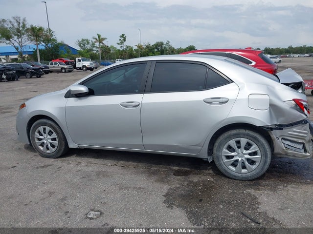 Toyota COROLLA L 2017 5YFBURHE1HP668750 Image 14