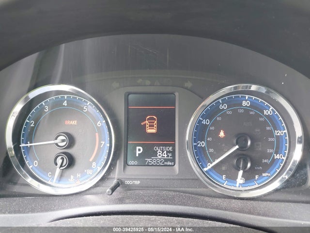Toyota COROLLA L 2017 5YFBURHE1HP668750 Image 7