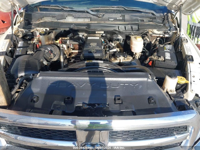 3C6UR5CL4JG341285 RAM 2500 Tradesman  4x4 6'4 Box