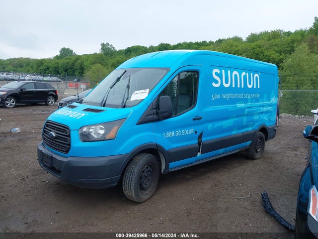 Ford Transit-150 2016 1FTYE2CM5GKA19110 Image 2