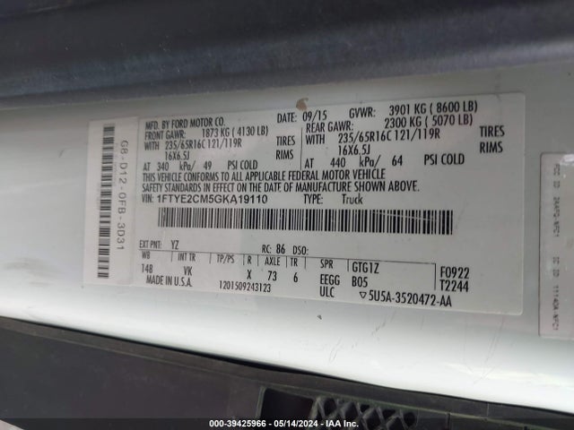 Ford Transit-150 2016 1FTYE2CM5GKA19110 Image 9