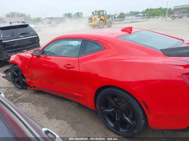 Chevrolet CAMARO 2SS 2018 1G1FH1R7XJ0104689 Image 15