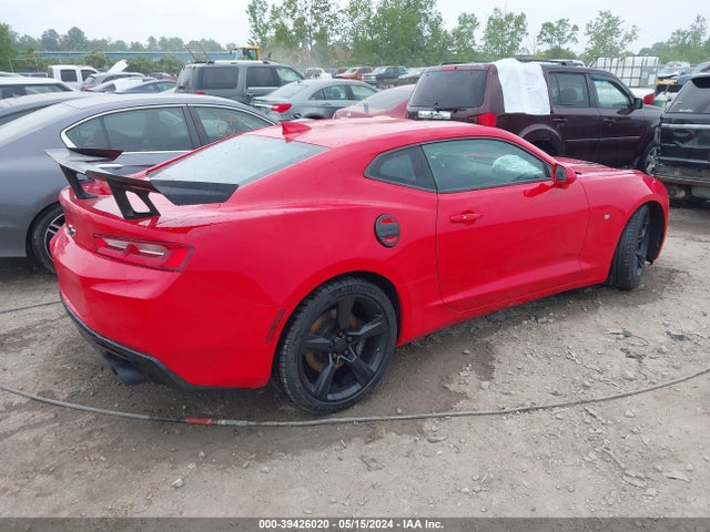 Chevrolet CAMARO 2SS 2018 1G1FH1R7XJ0104689 Image 4