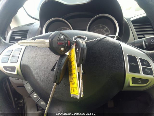 JA32U2FUXFU013471 Mitsubishi LANCER ES